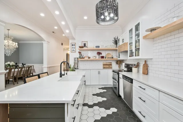 $997,000 | 76 Centerville Road, Bridgewater, VA 22812