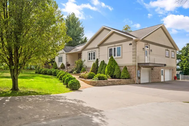 $997,000 | 76 Centerville Road, Bridgewater, VA 22812