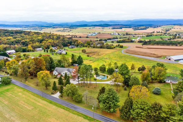 $997,000 | 76 Centerville Road, Bridgewater, VA 22812