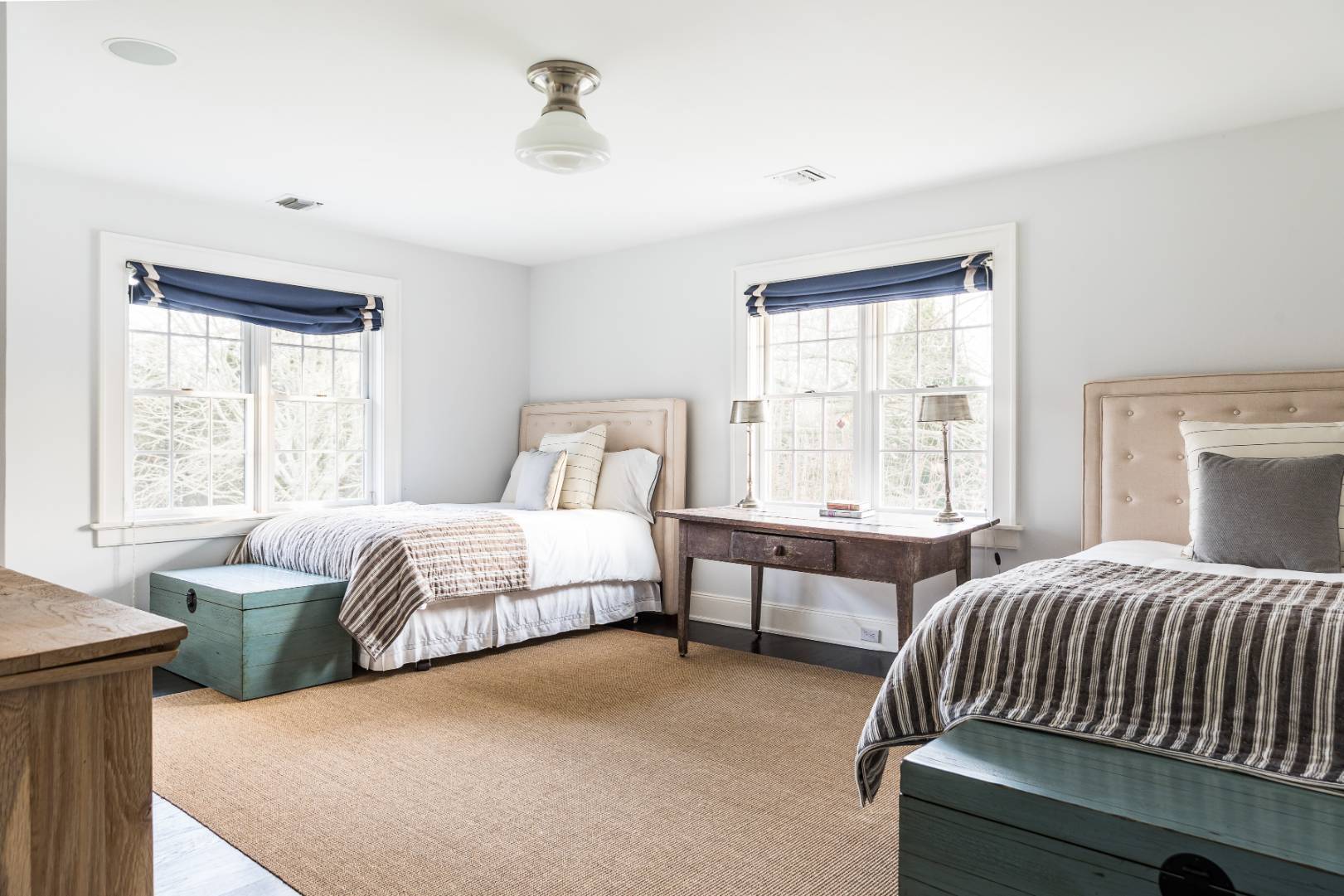495 Ox Pasture Road Southampton, NY 11968 - Photo 21 of 28 a bedroom with a bed and a window