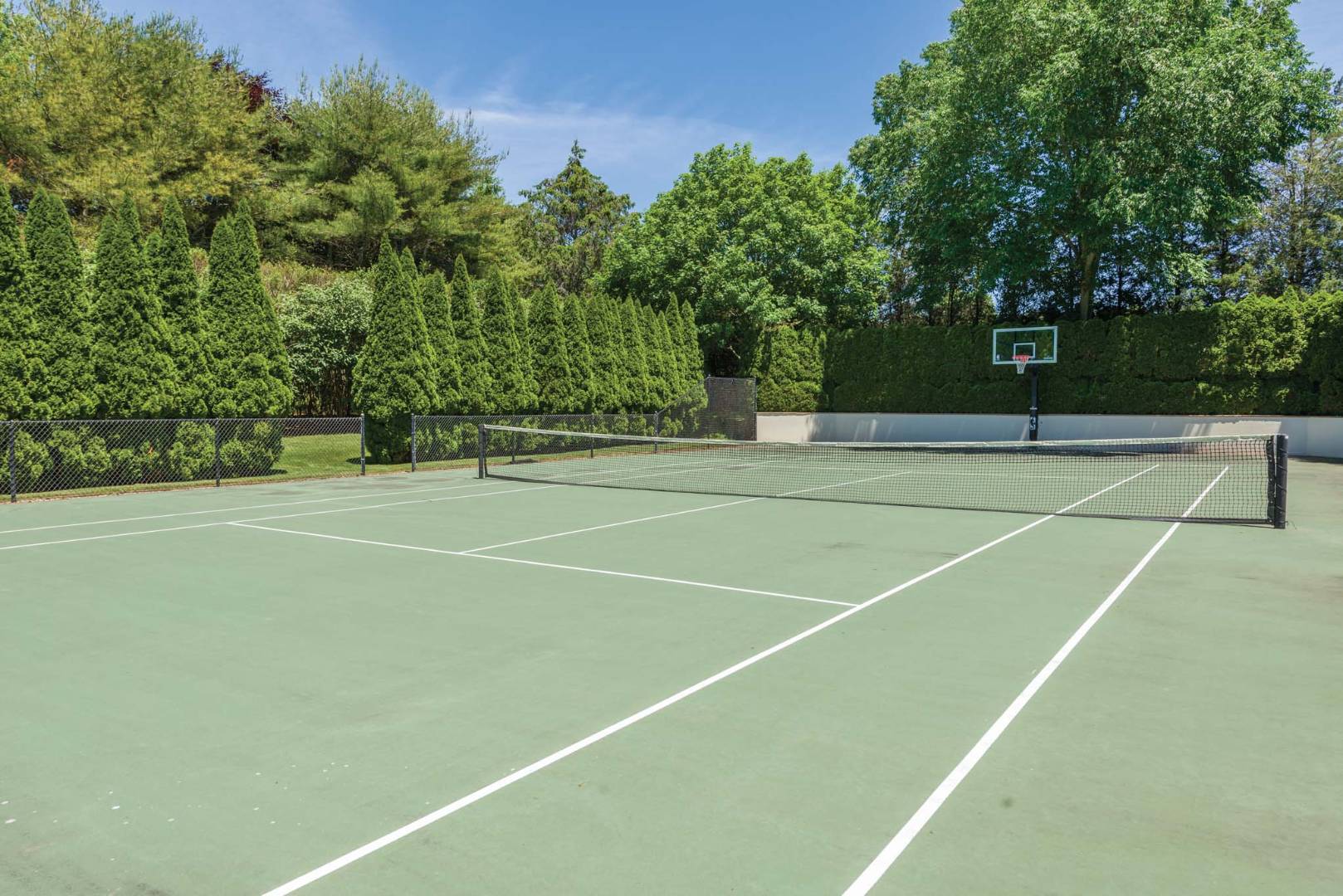495 Ox Pasture Road Southampton, NY 11968 - Photo 28 of 28 a view of a tennis court