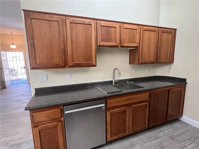 $1,550 | 8805 Jeffreys Street, Unit 1111, Las Vegas, NV 89123