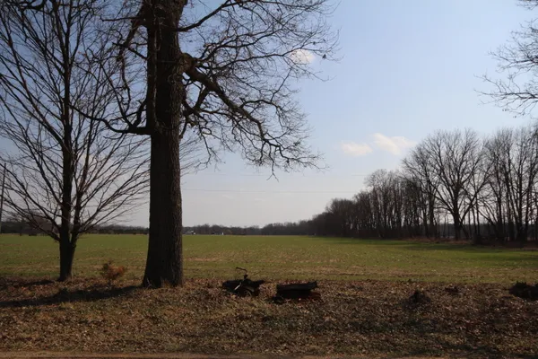 $130,000 | 8016 East X Y Avenue, Vicksburg, MI 49097