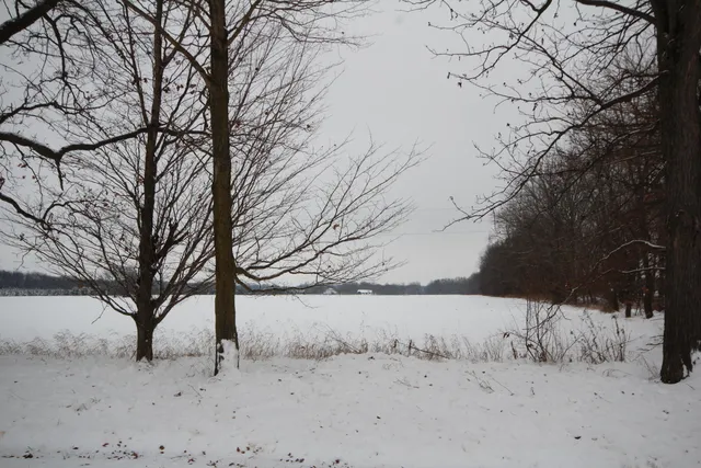 $130,000 | 8016 East X Y Avenue, Vicksburg, MI 49097