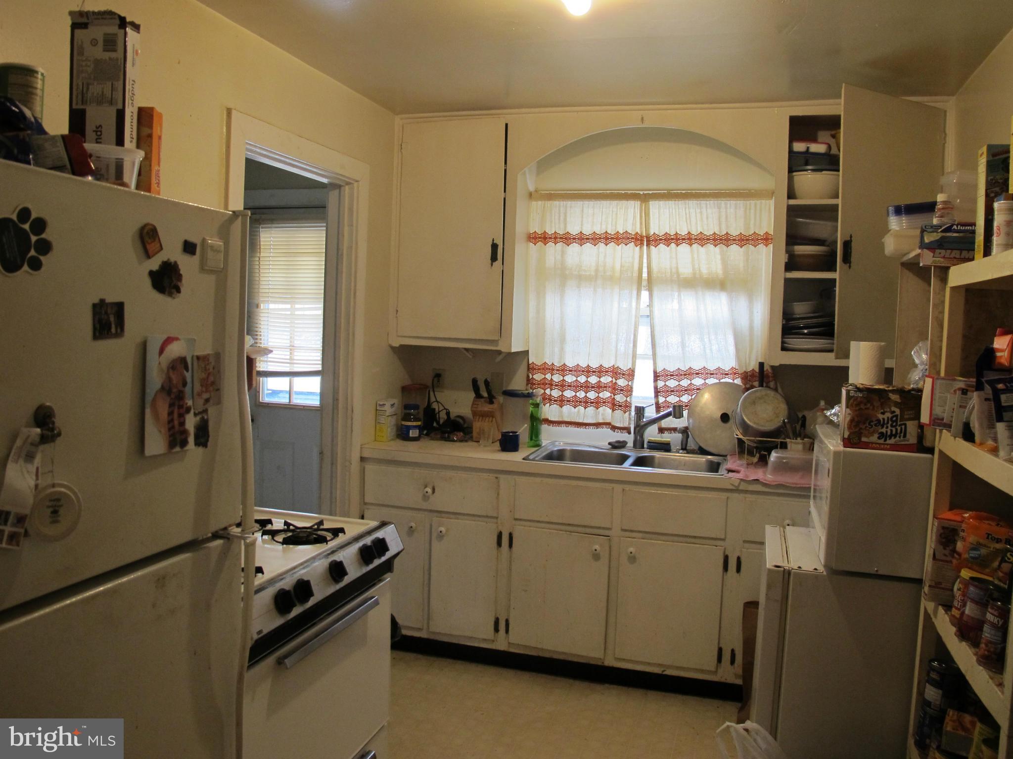 595 Waterloo Road Warrenton, VA 20186 - Photo 6 of 11 Kitchen