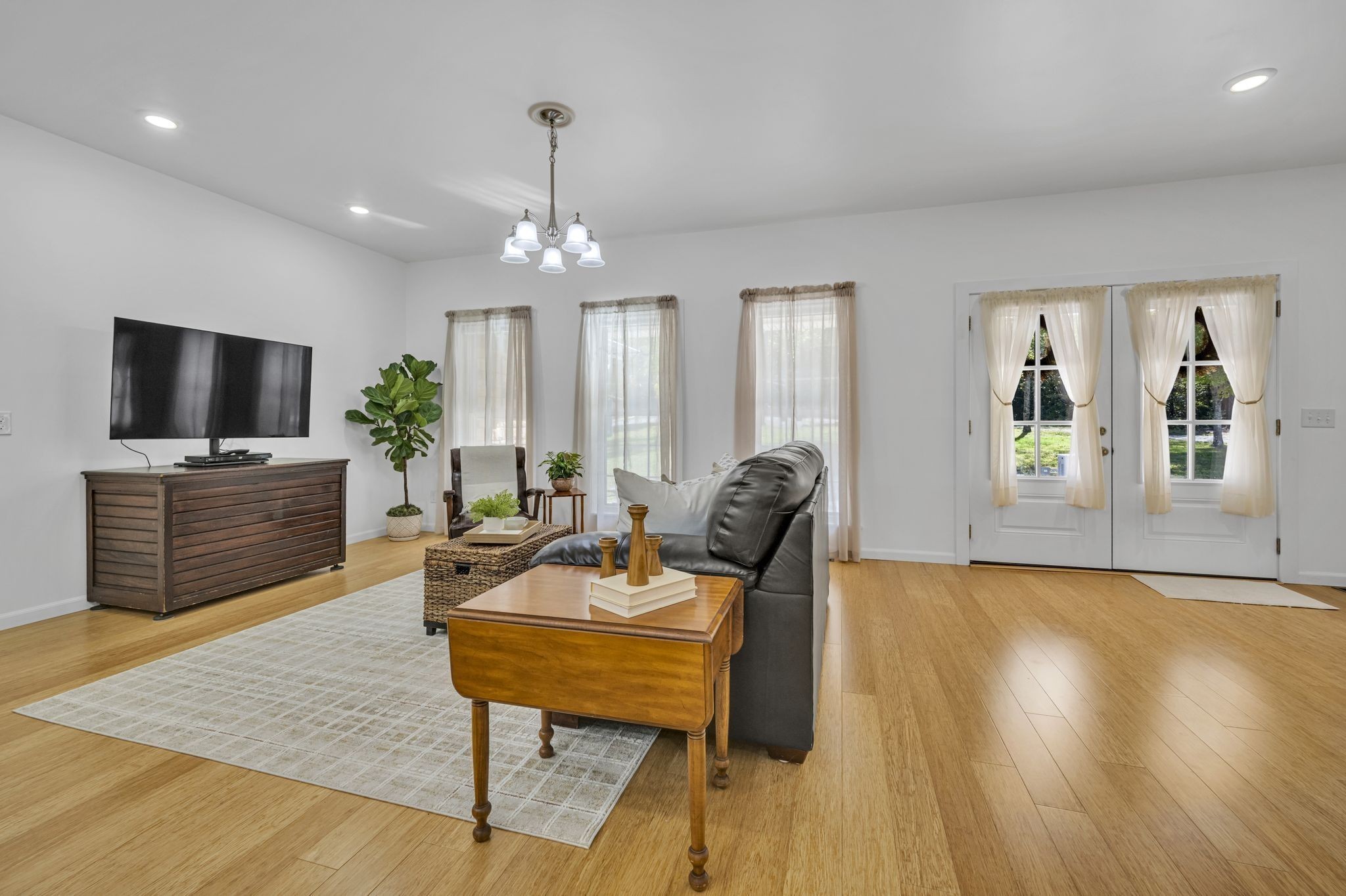 1697 Curtis Chapel Road McEwen, TN 37101 - Photo 17 of 71 Gallery Image 17