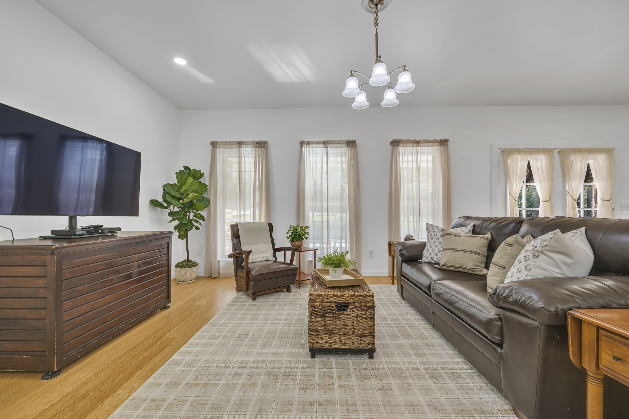 1697 Curtis Chapel Road McEwen, TN 37101 - Photo 18 of 71 Gallery Image 18