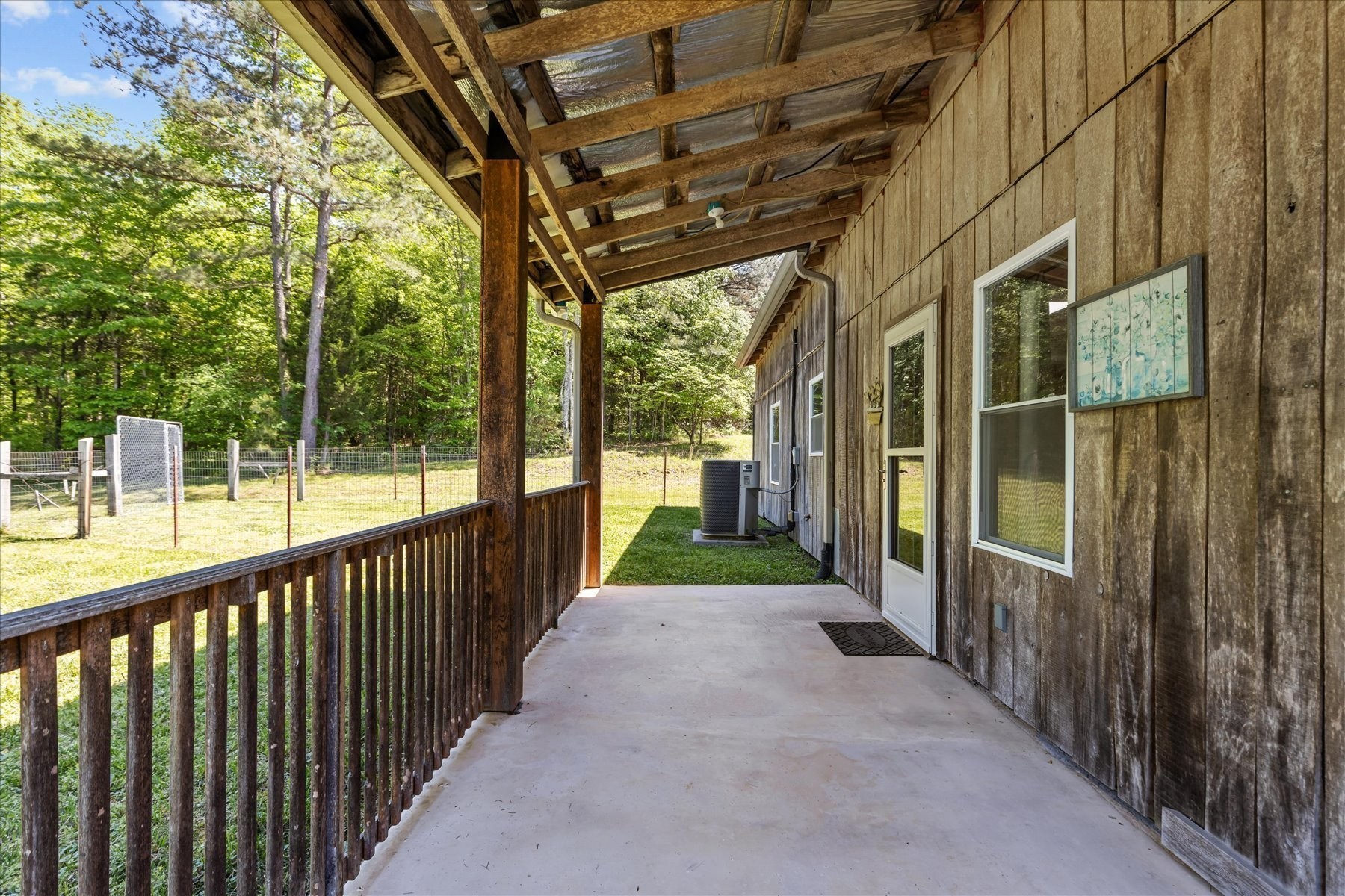1697 Curtis Chapel Road McEwen, TN 37101 - Photo 46 of 71 Gallery Image 46