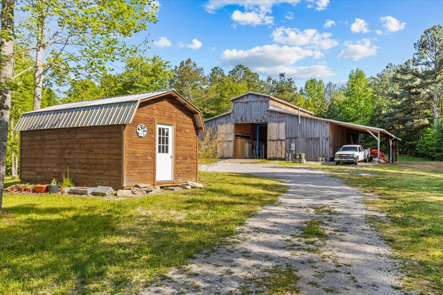 1697 Curtis Chapel Road McEwen, TN 37101 - Photo 62 of 71 Gallery Image 62
