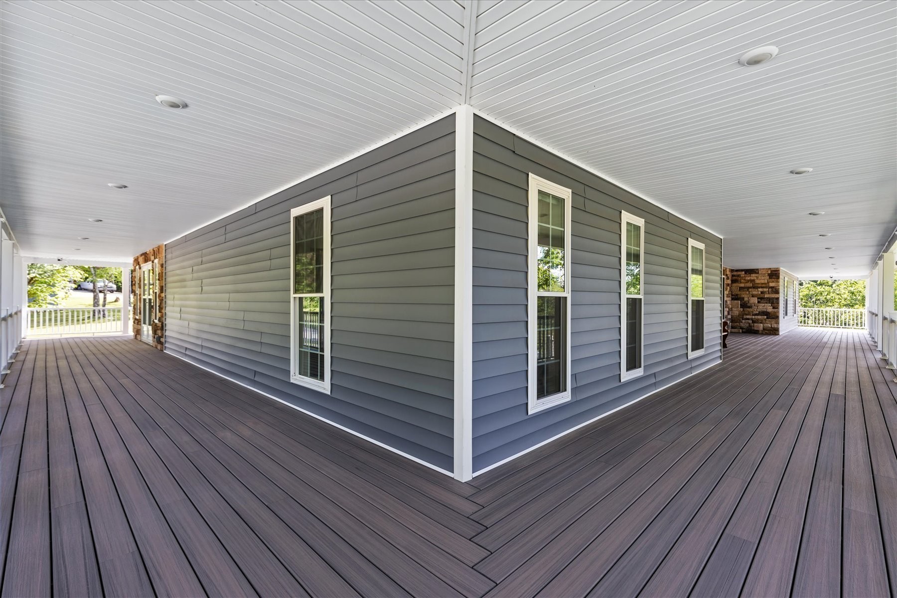 1697 Curtis Chapel Road McEwen, TN 37101 - Photo 10 of 71 Gallery Image 10
