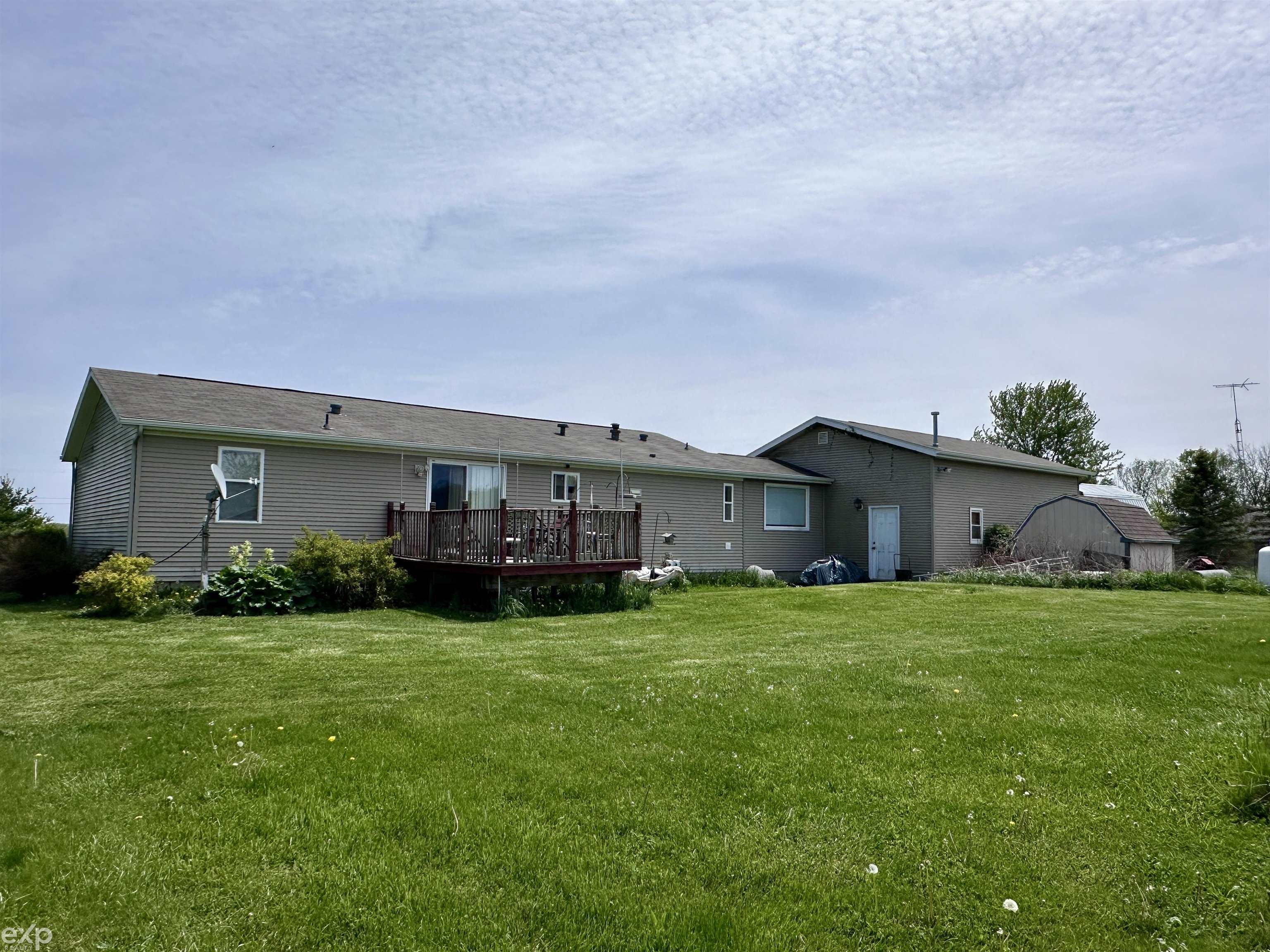 8787 Wildcat Road Jeddo, MI 48032 - Photo 14 of 27