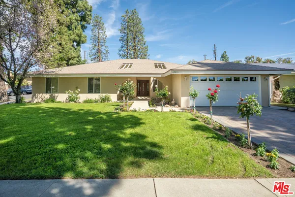 $975,000 | 18631 Superior Street, Northridge, CA 91324