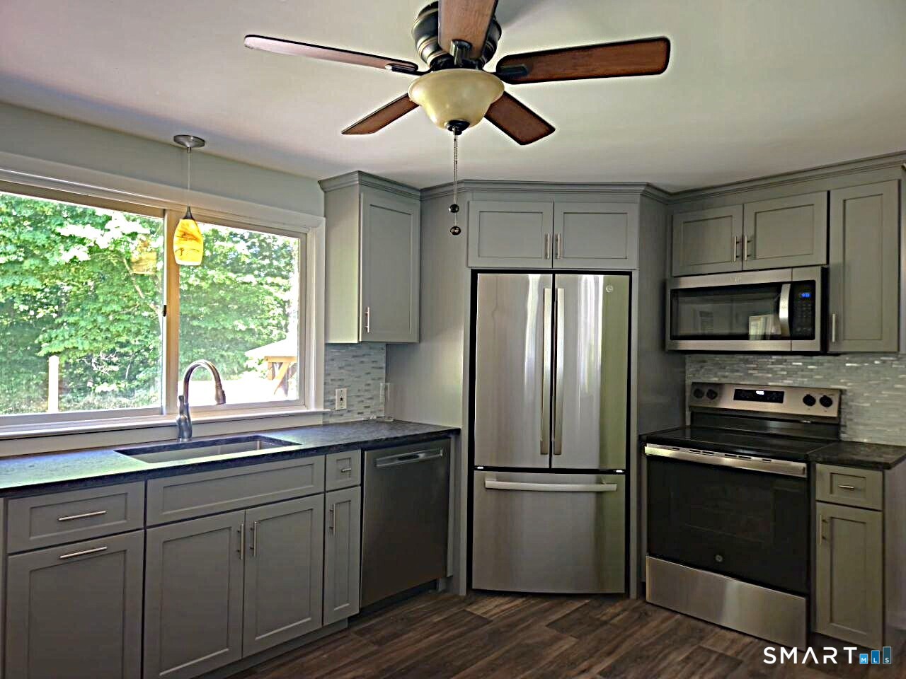 32 Ronald Road Plymouth, CT 06786 - Photo 5 of 40