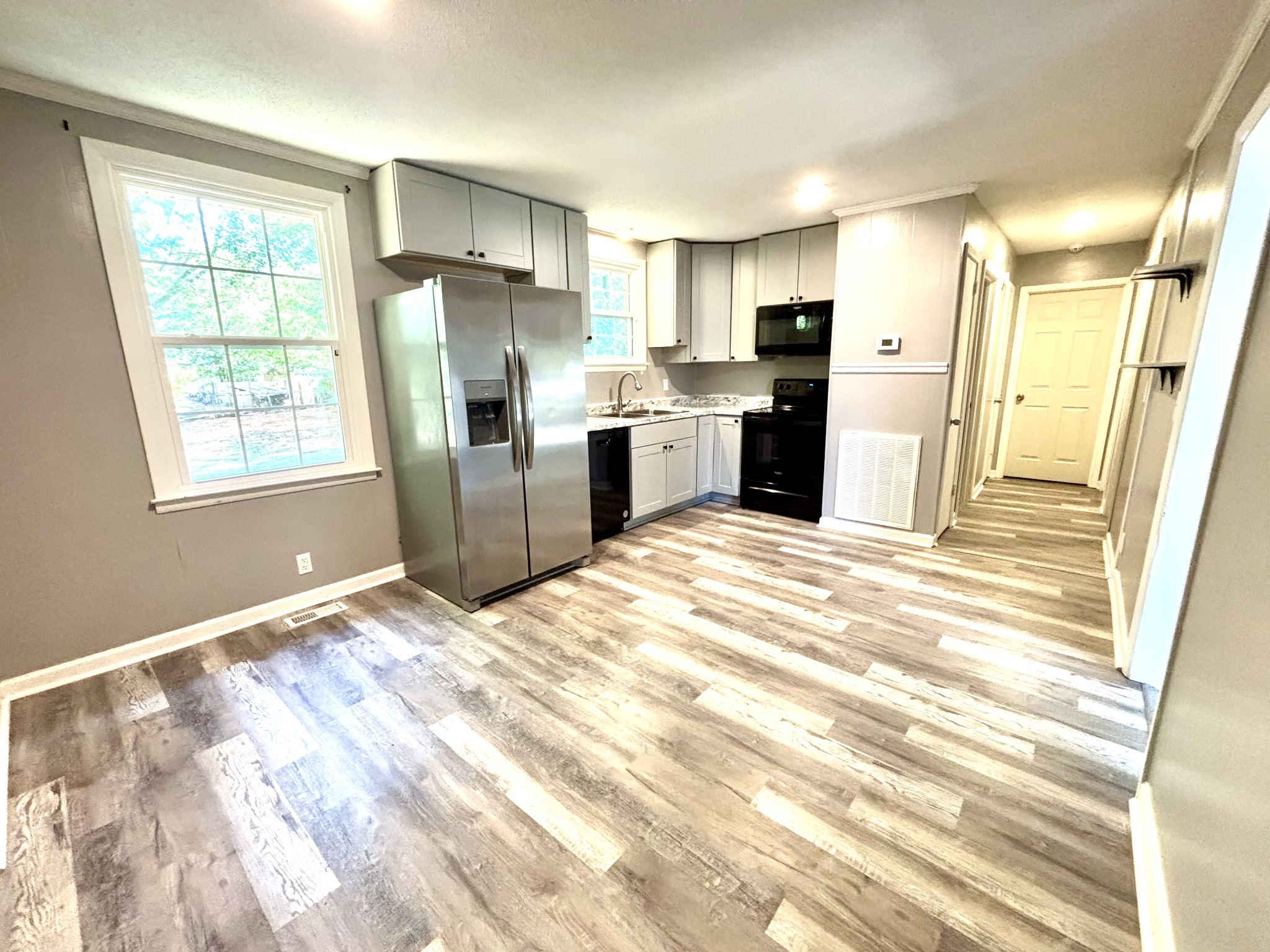 623 Lafayette Road Clarksville, TN 37042 - Photo 4 of 12