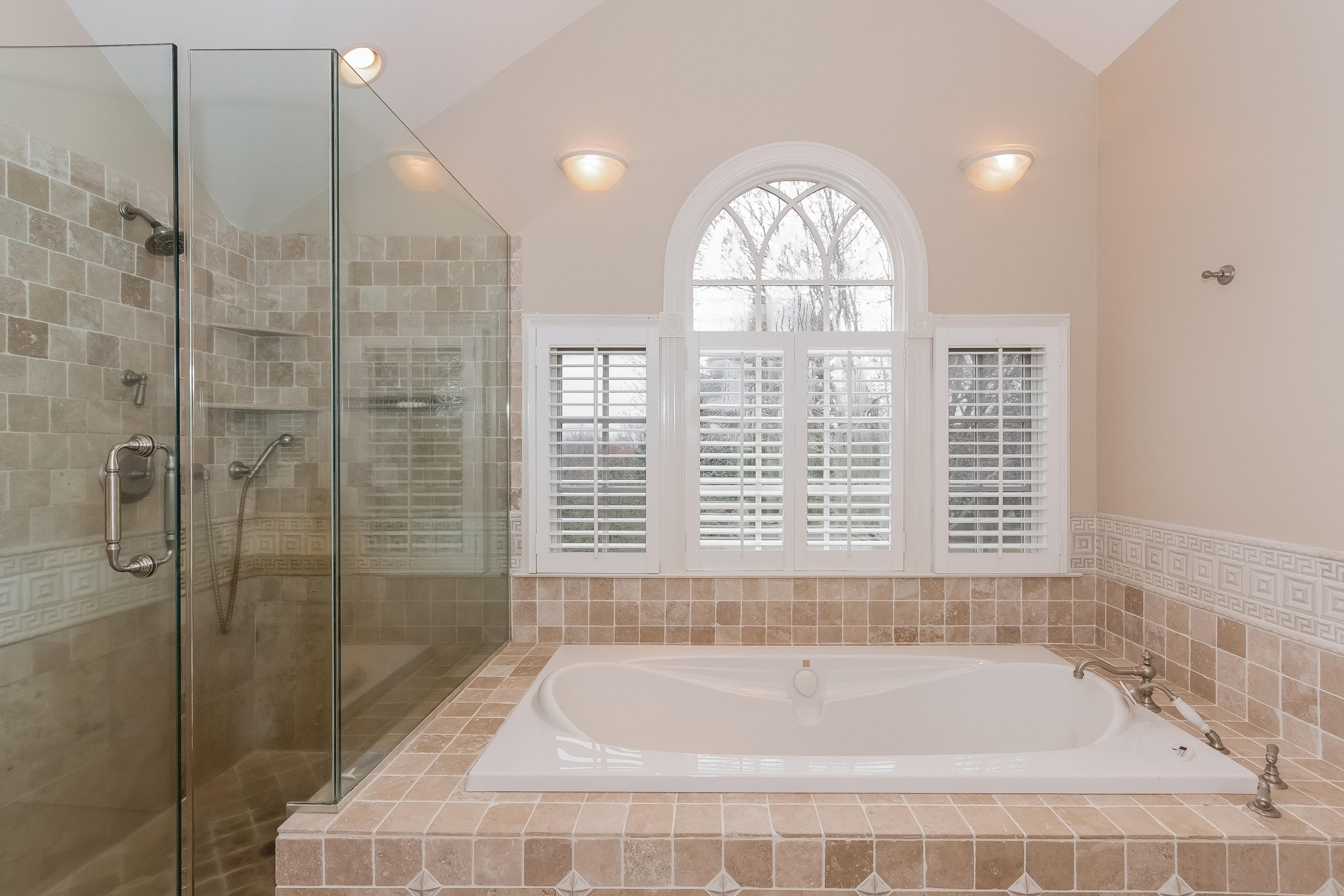 71 Peach Hill Road Darien, CT 06820 - Photo 21 of 42 a bathroom with a bathtub and shower