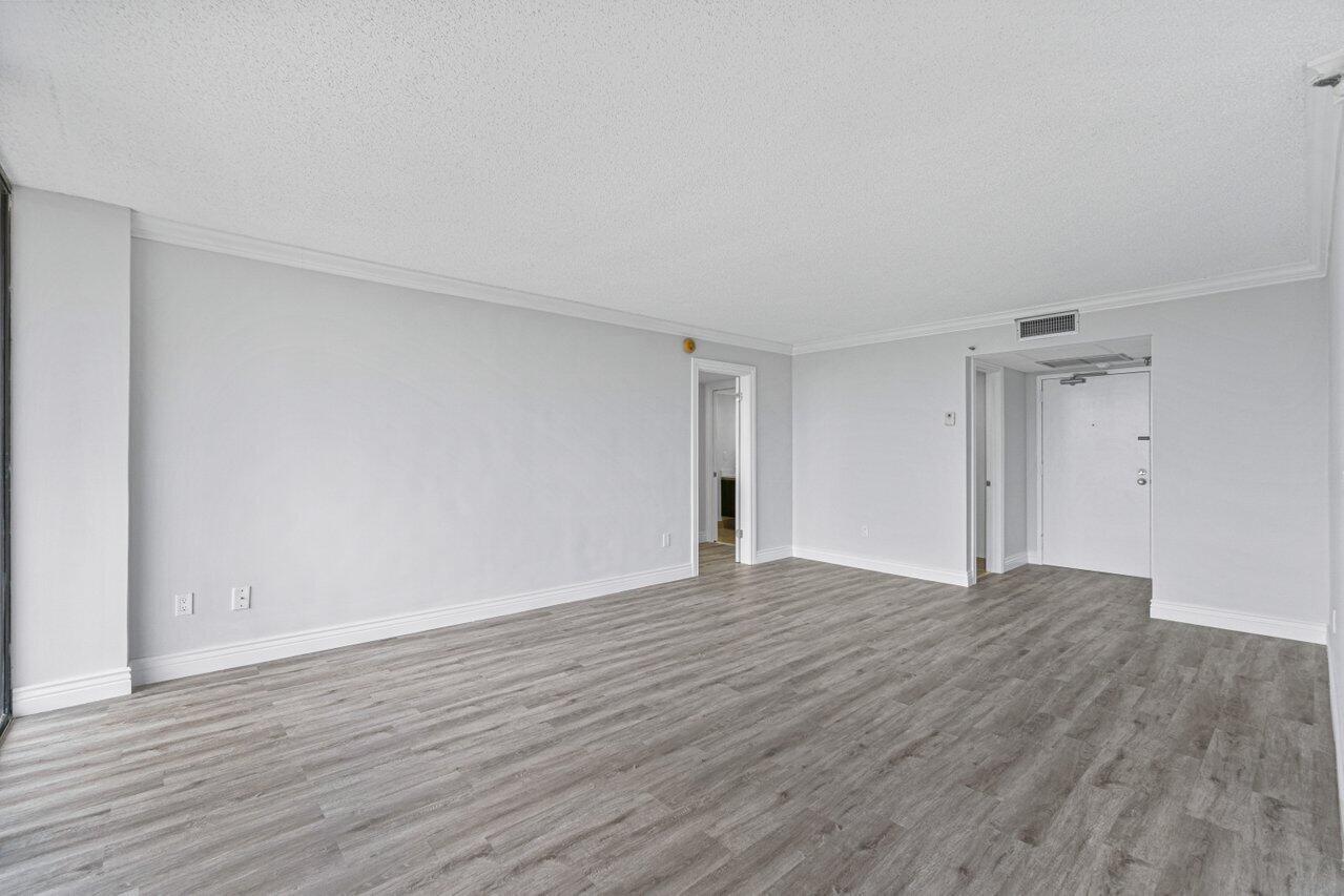 859 Jeffery Street, Unit 609 Boca Raton, FL 33487 - Photo 18 of 34 living room reverse