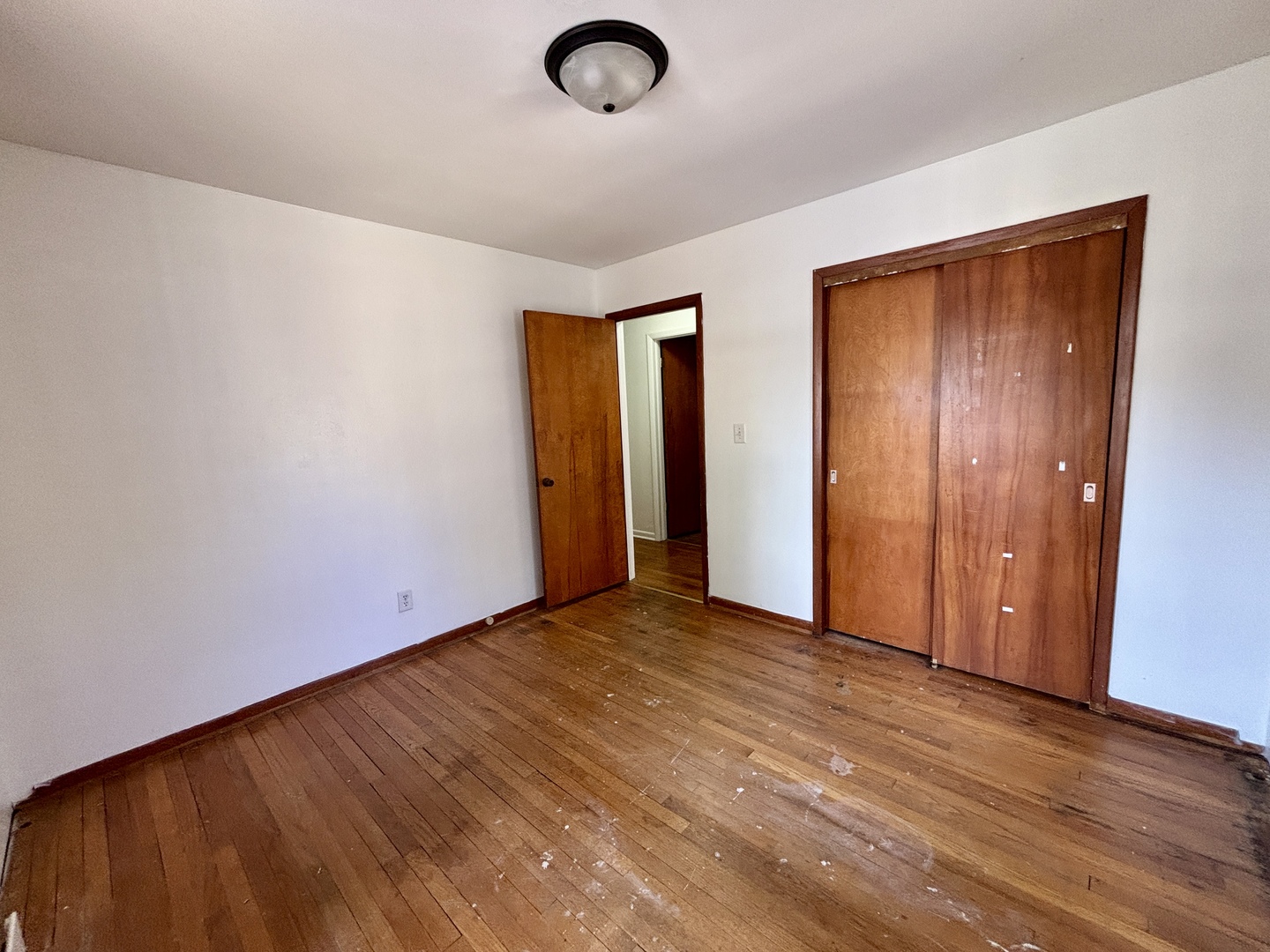 911 Kenmore Road Rockford, IL 61108 - Photo 17 of 29 Gallery Image 17