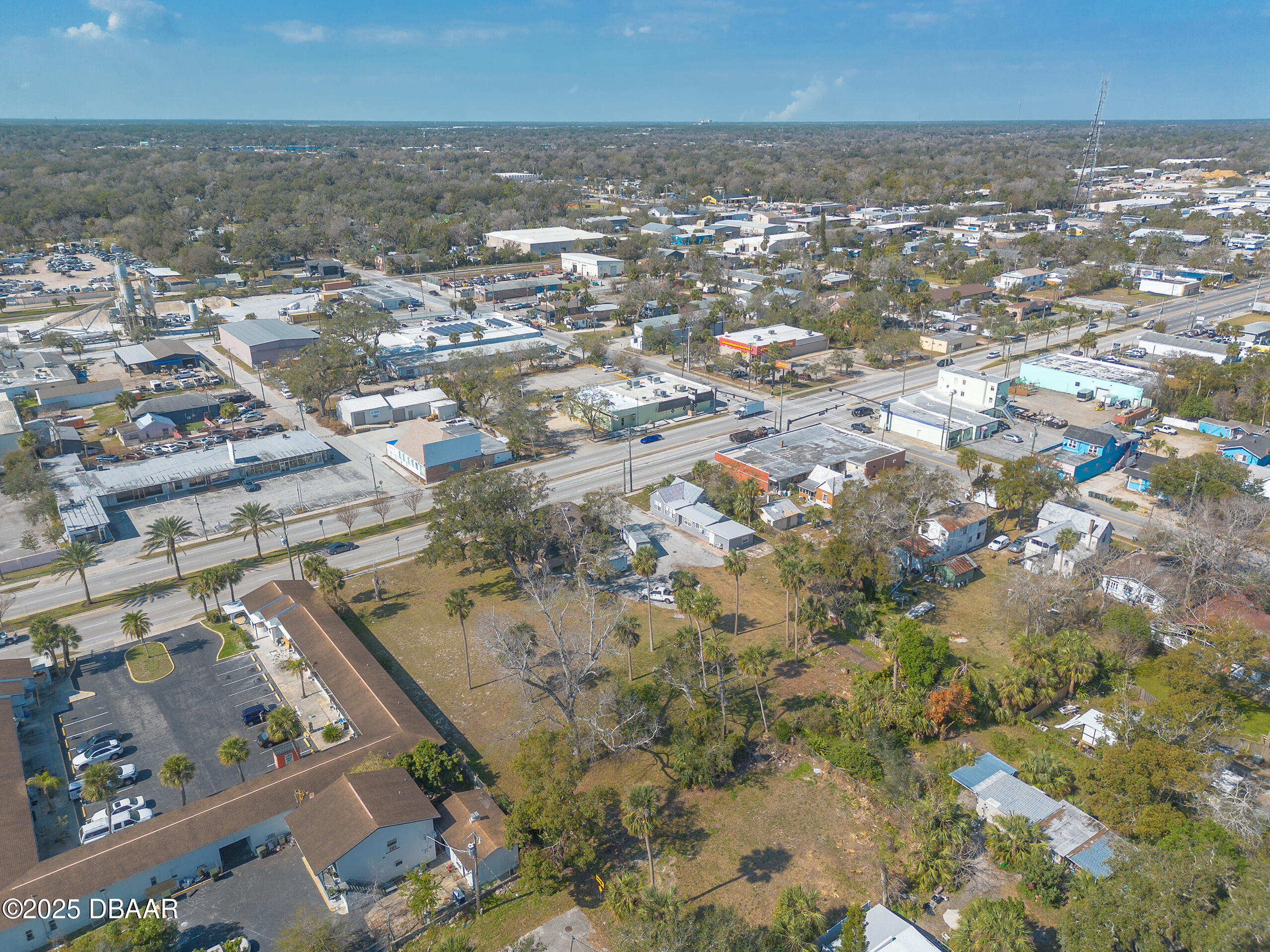 629 Ridgewood Avenue Daytona Beach, FL 32117 - Photo 7 of 10 631-82
