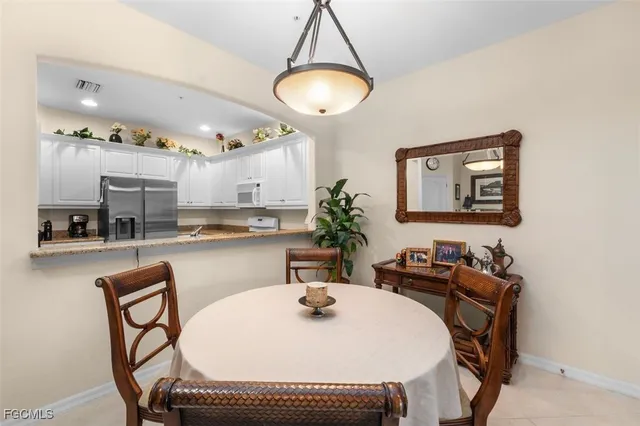 $200,000 | 3100 Cottonwood Bend, Unit 1902, Fort Myers, FL 33905