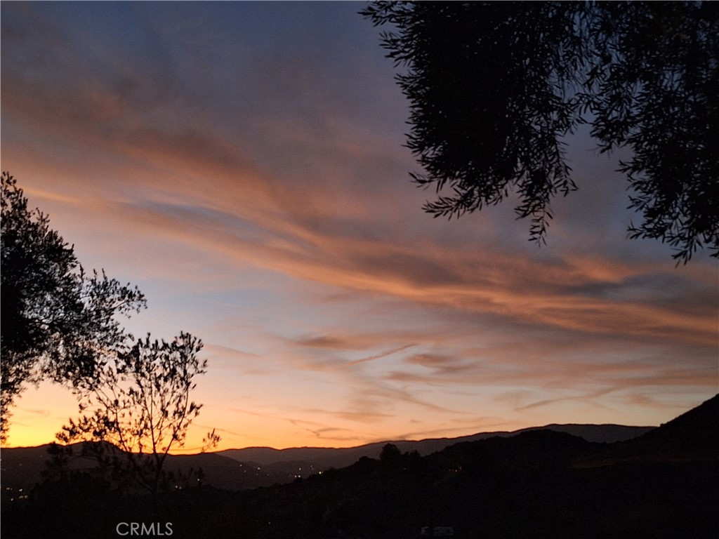 31312 Indian Oak Road Acton, CA 93510 - Photo 46 of 48 Sunset from back of the house