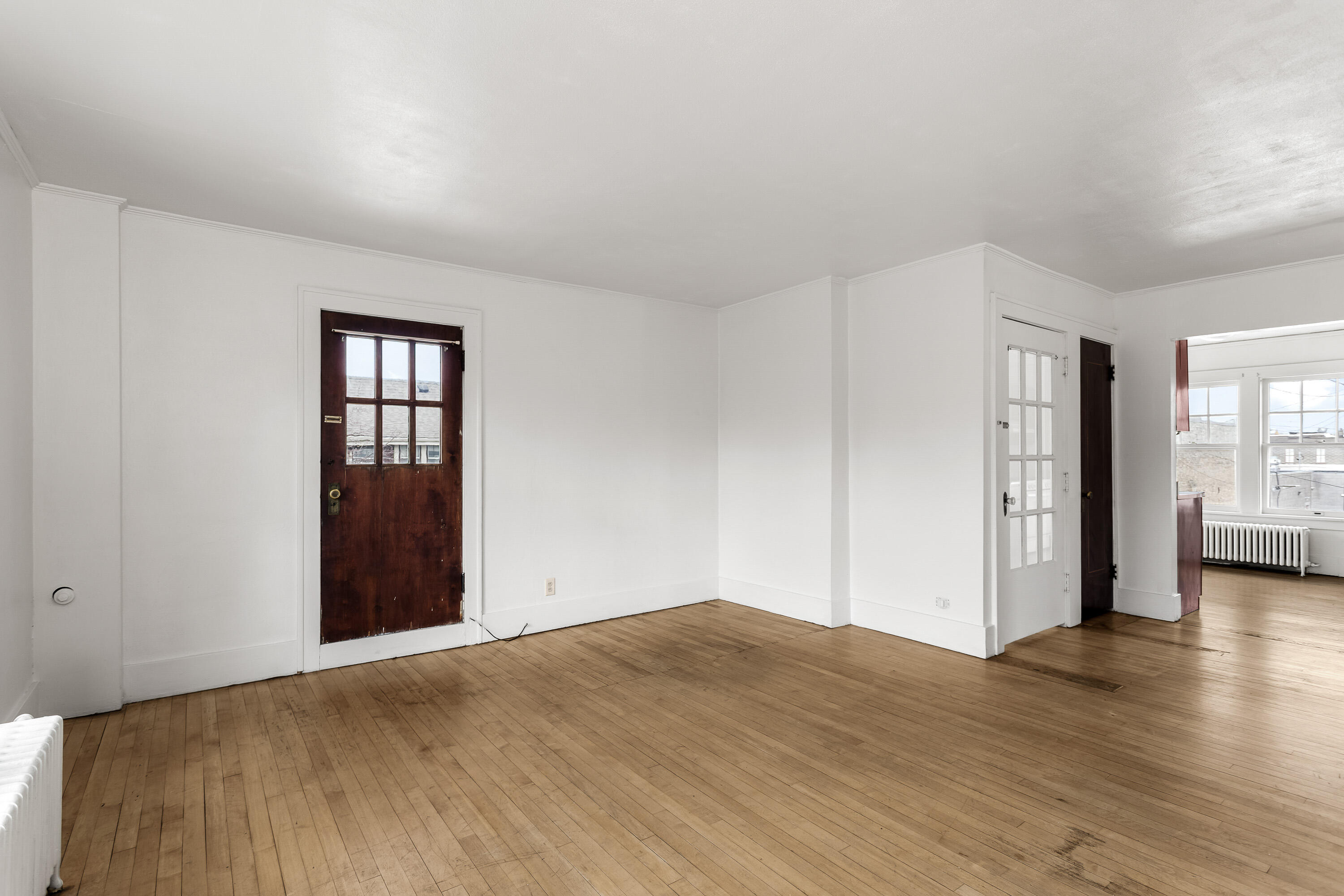 400 South 4th Street Watertown, WI 53094 - Photo 22 of 42 Spacious living room, upper