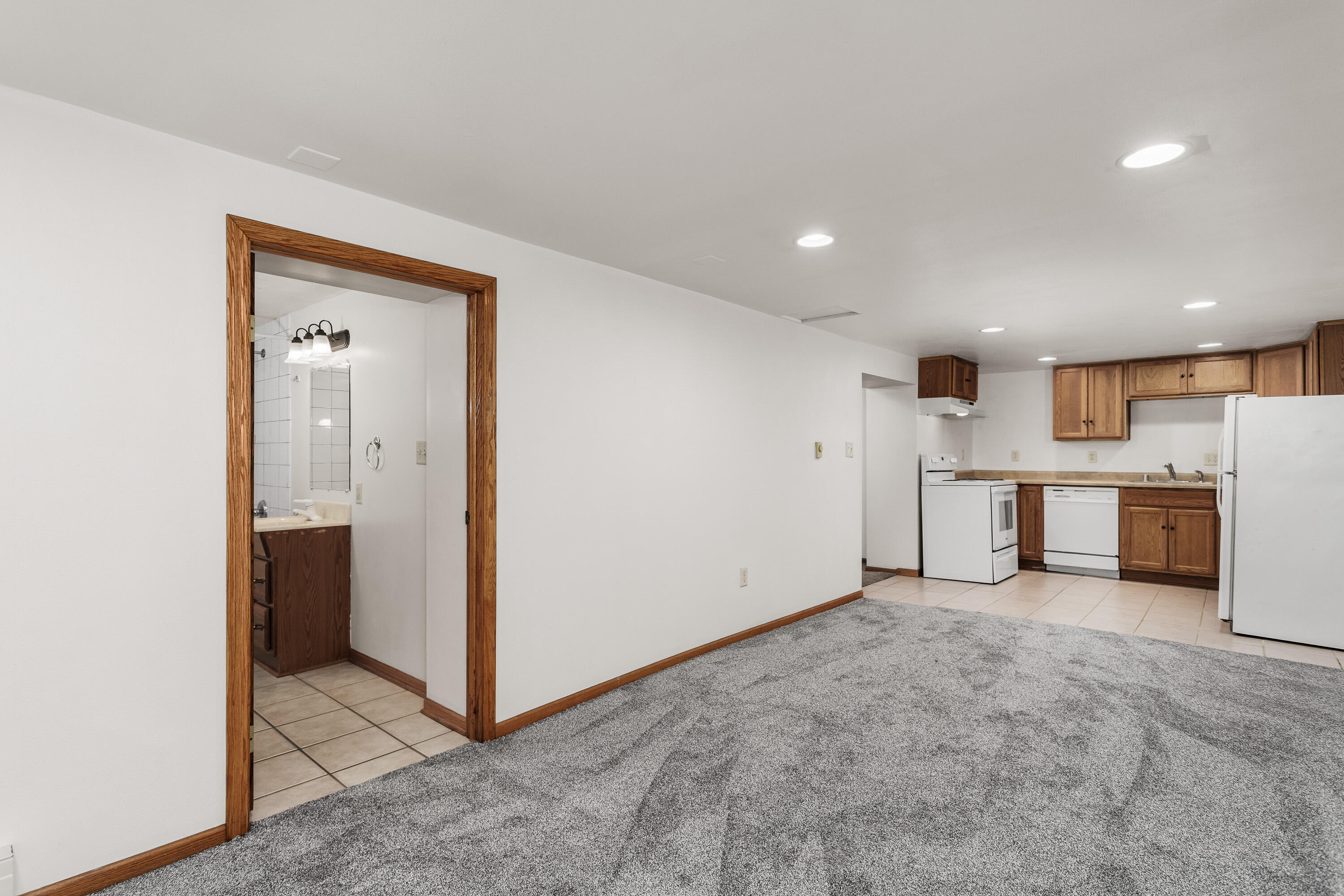 400 South 4th Street Watertown, WI 53094 - Photo 33 of 42 309 Dodge, lower