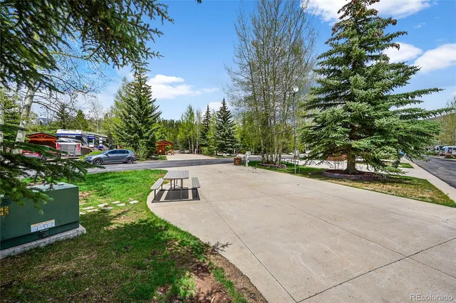 a view of backyard with green space