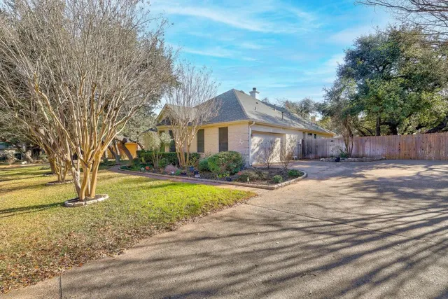 $589,900 | 301 Rim Rock Drive, Georgetown, TX 78628