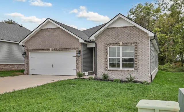 $349,900 | 918 Vendue Avenue, Clarksville, TN 37042