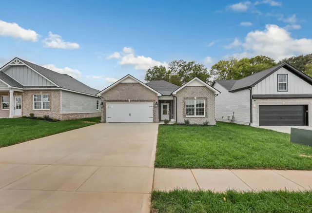 $349,900 | 918 Vendue Avenue, Clarksville, TN 37042