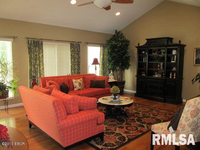 3698 East Bishop Road Mount Vernon, IL 62864 - Photo 5 of 32