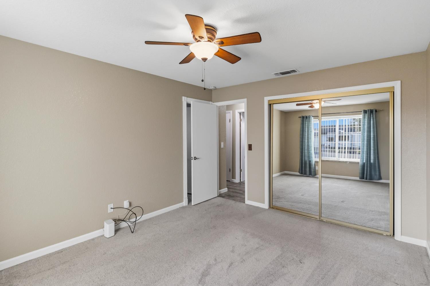 1565 Larry Street Olivehurst, CA 95961 - Photo 15 of 27