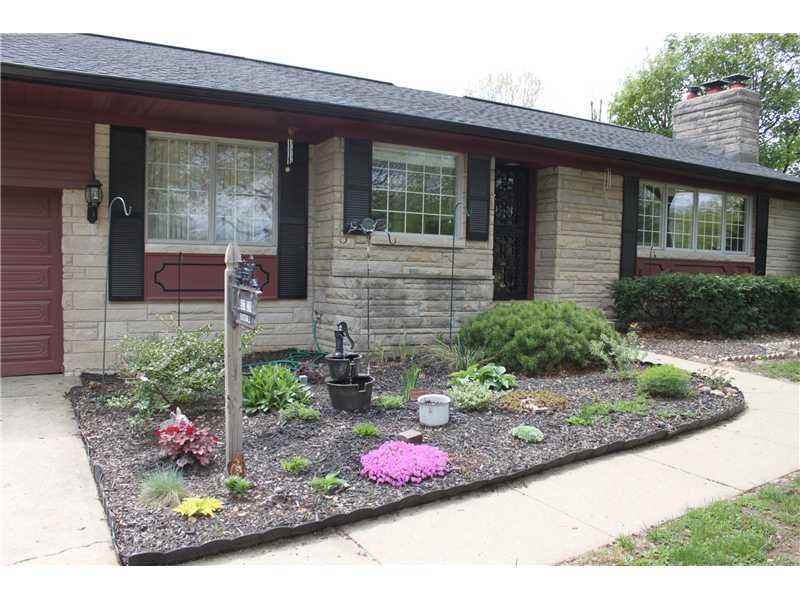 335 West Roberts Road Indianapolis, IN 46217 - Photo 2 of 18 Gallery Image 2
