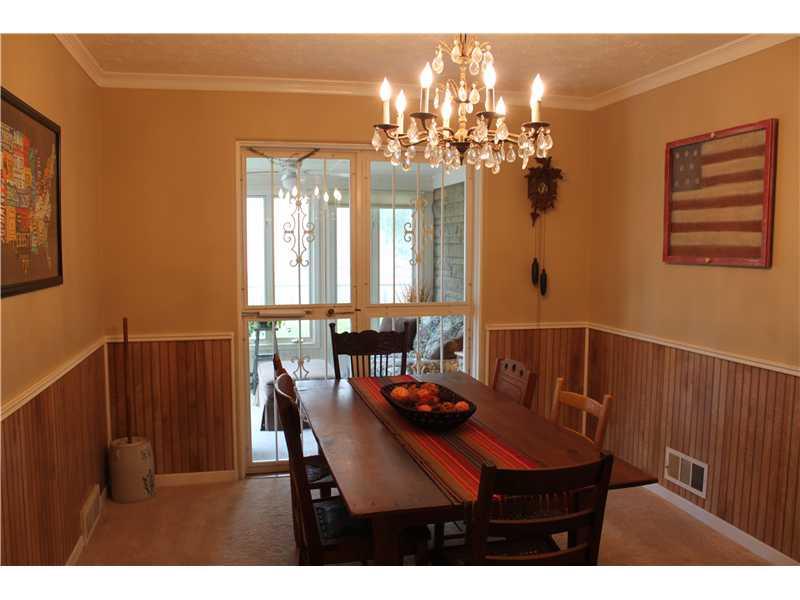 335 West Roberts Road Indianapolis, IN 46217 - Photo 7 of 18 Gallery Image 7