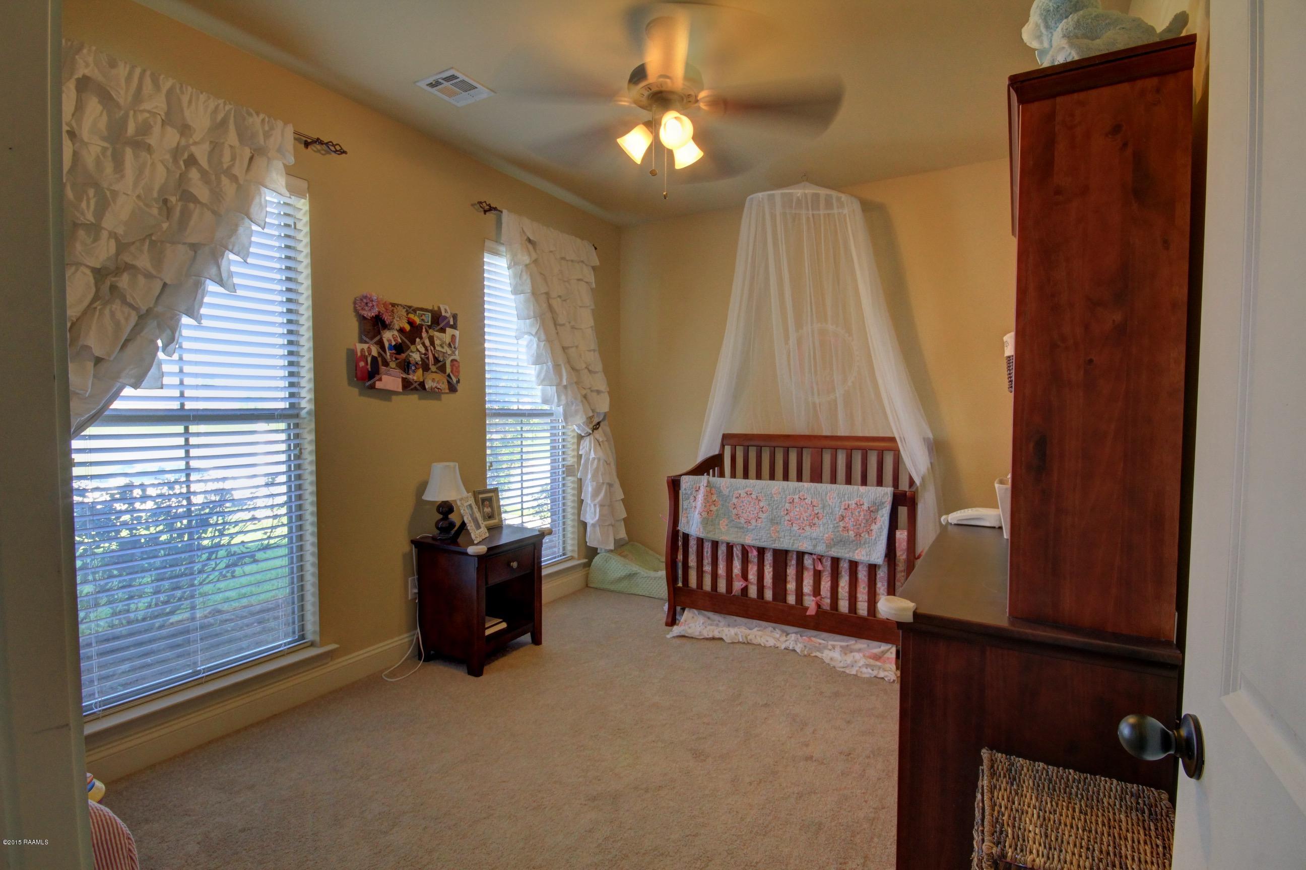 101 Still Waters Road Broussard, LA 70518 - Photo 21 of 27 s__31