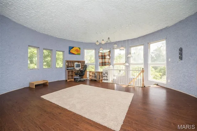 $450,000 | 235 Quindaro Drive, Florissant, MO 63034