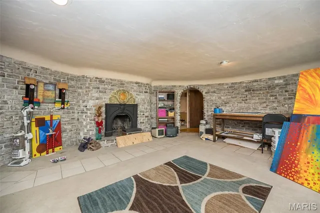 $450,000 | 235 Quindaro Drive, Florissant, MO 63034