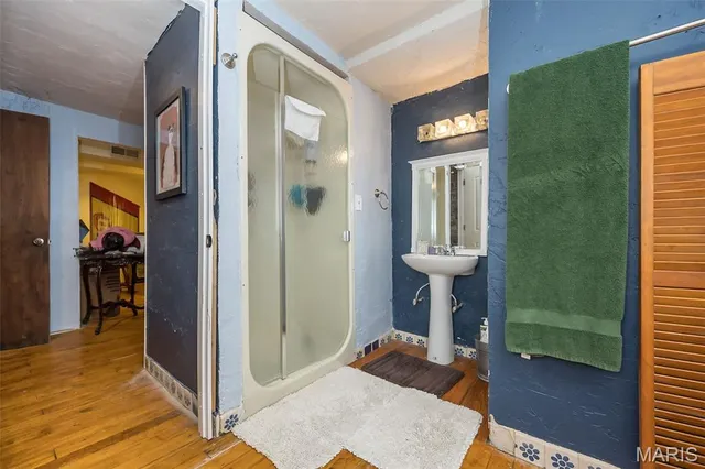 $450,000 | 235 Quindaro Drive, Florissant, MO 63034