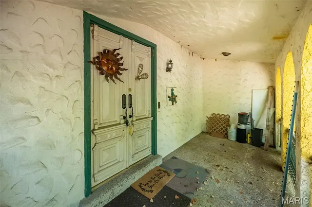 $450,000 | 235 Quindaro Drive, Florissant, MO 63034