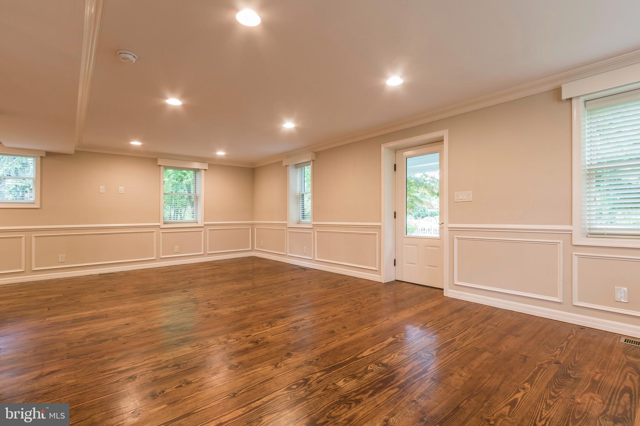 6154 Upper York Road New Hope, PA 18938 - Photo 11 of 27