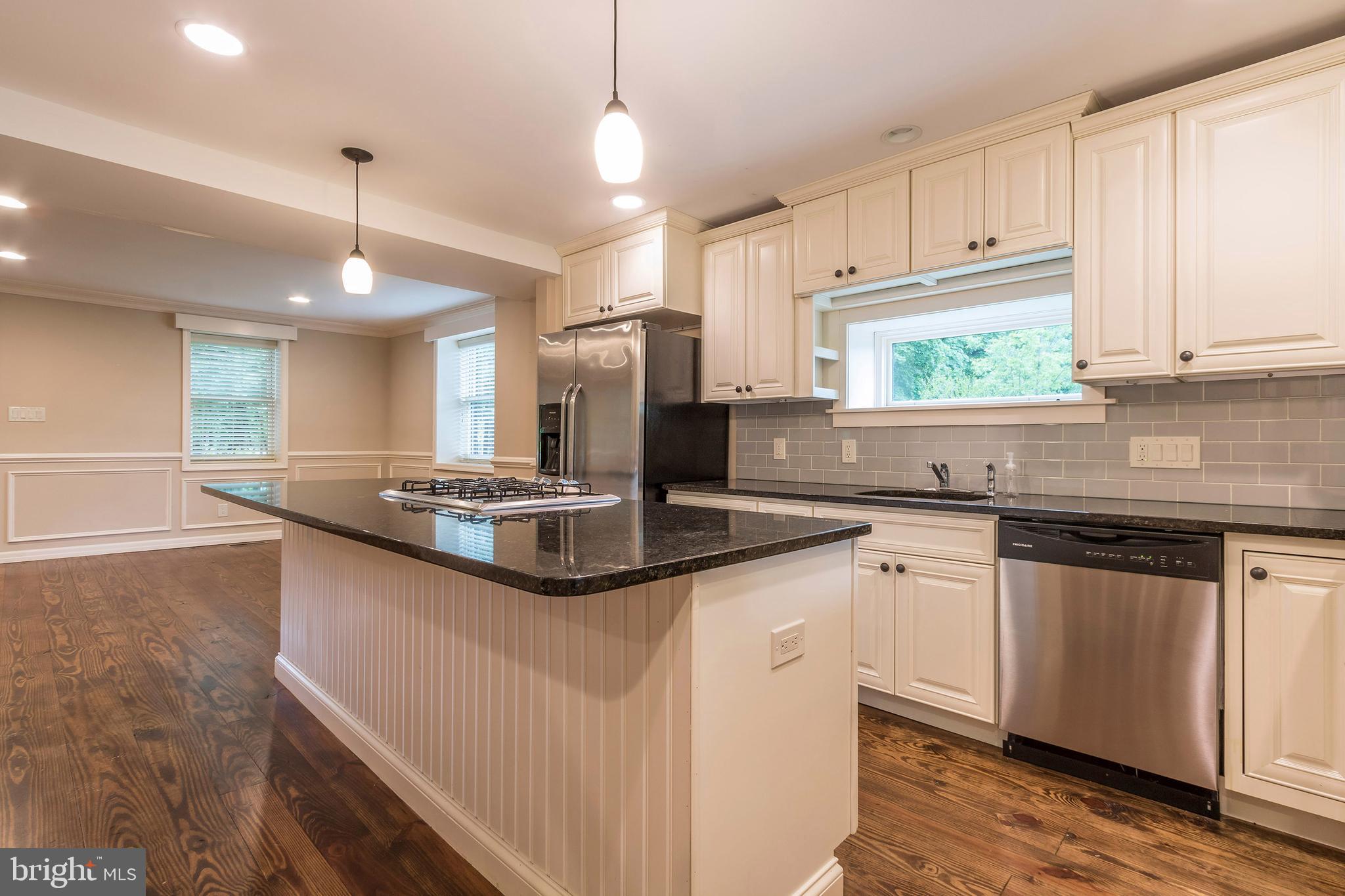 6154 Upper York Road New Hope, PA 18938 - Photo 7 of 27