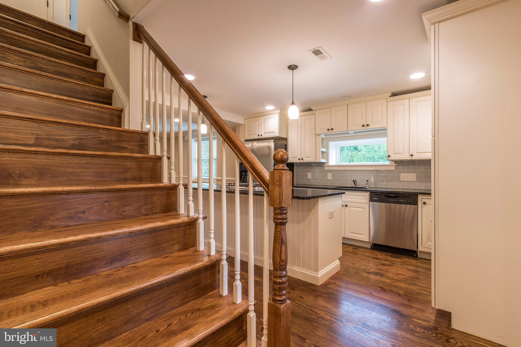 6154 Upper York Road New Hope, PA 18938 - Photo 9 of 27