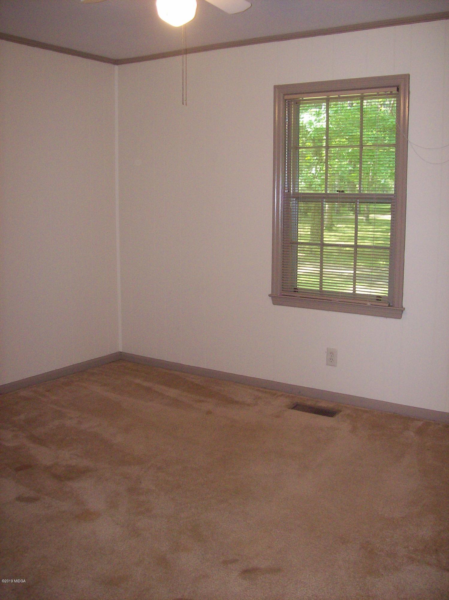 240 Greenwood Road Gray, GA 31032 - Photo 22 of 57 100_4453