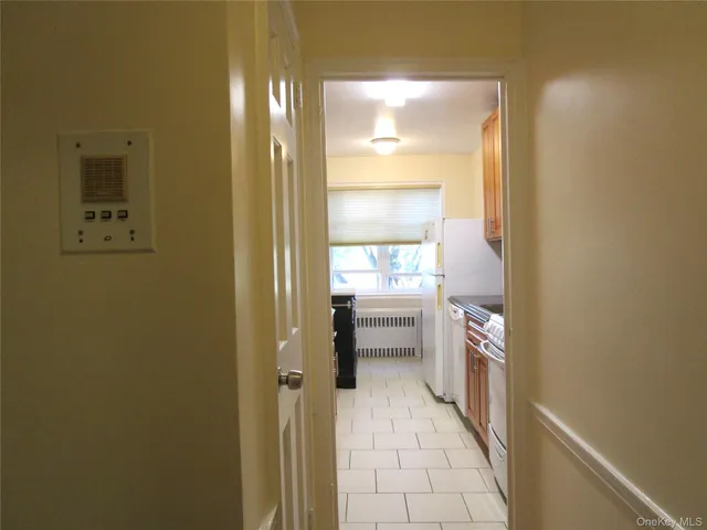 $338,000 | 43 North Forest Avenue, Unit C23, Rockville Centre, NY 11570