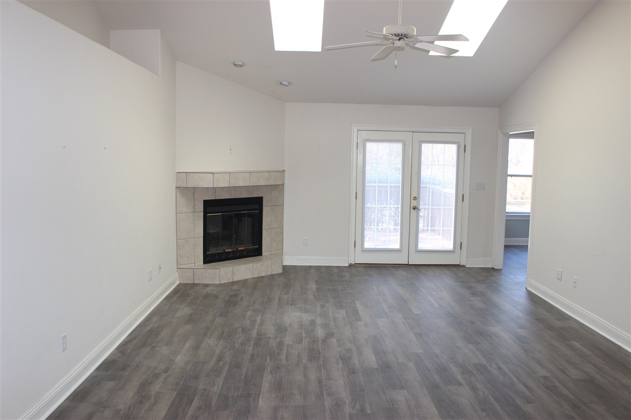 4587 Spinnaker Way Orange Beach, AL 36561 - Photo 2 of 25