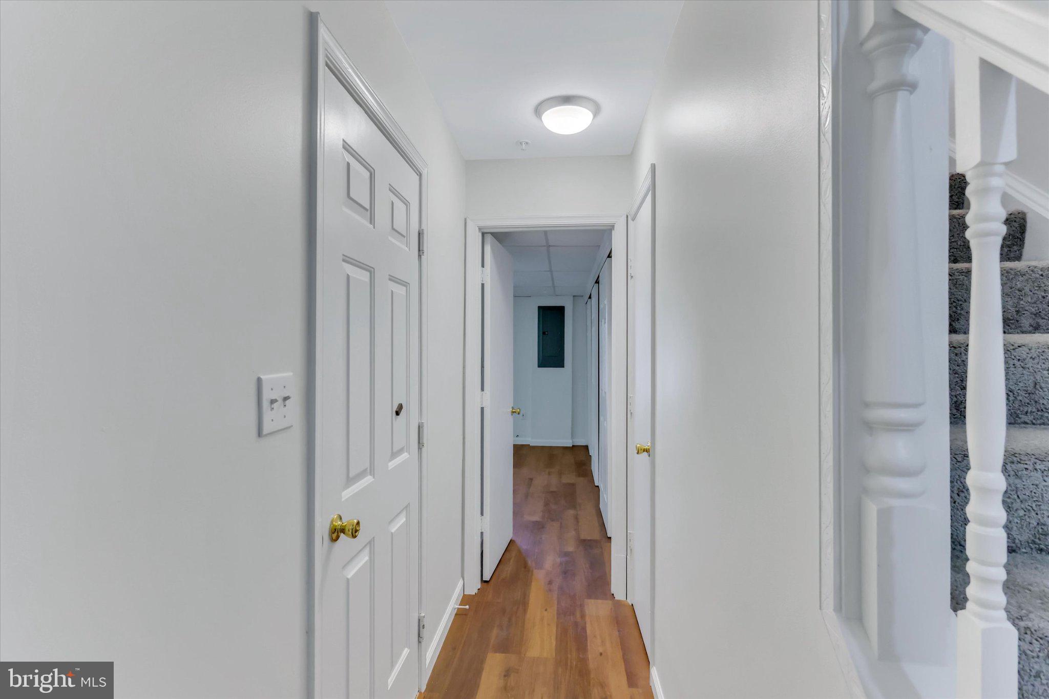 14323 Gate Dancer Lane Boyds, MD 20841 - Photo 22 of 54 Bright and inviting hallway retreat.