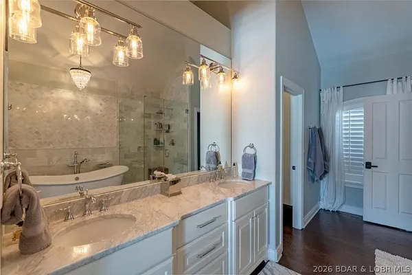 $1,750,000 | 1224 Palisades Drive, Four Seasons, MO 65049