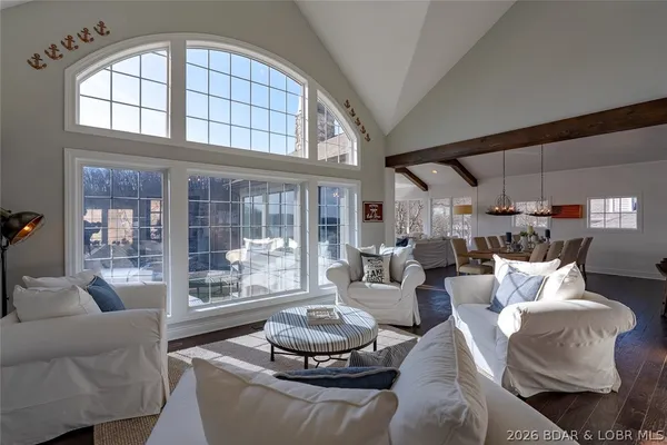 $1,750,000 | 1224 Palisades Drive, Four Seasons, MO 65049