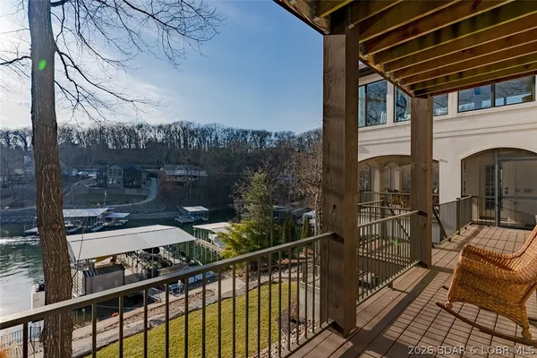 $1,750,000 | 1224 Palisades Drive, Four Seasons, MO 65049