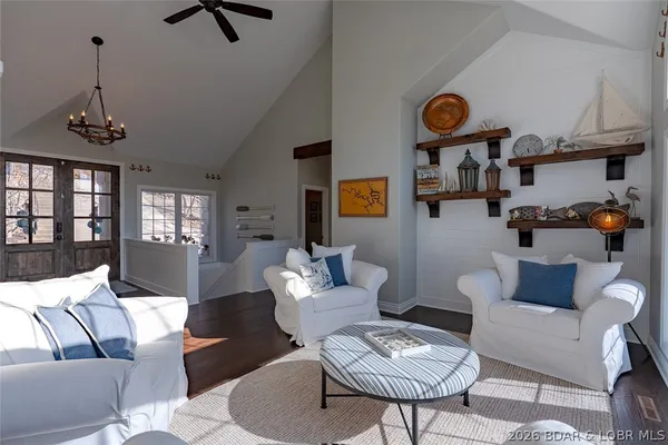 $1,750,000 | 1224 Palisades Drive, Four Seasons, MO 65049